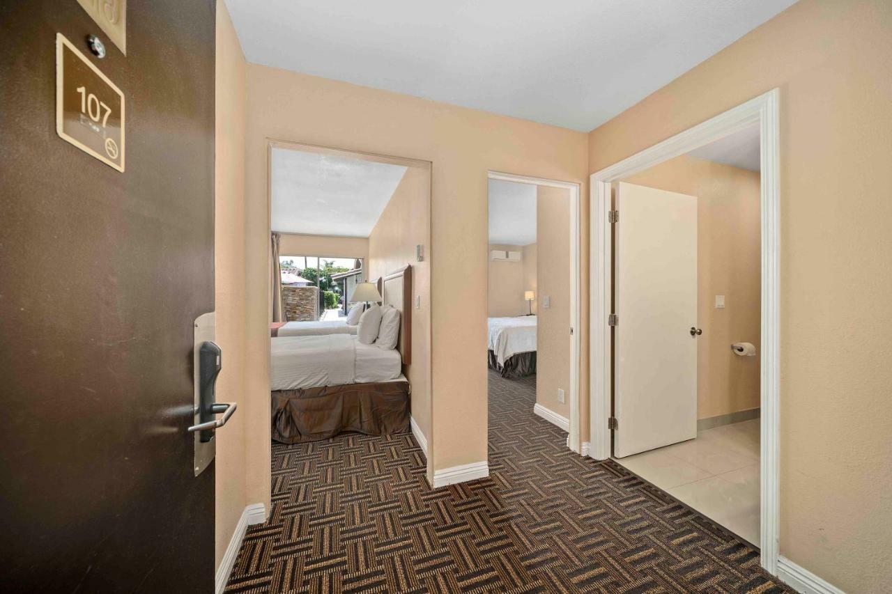 The Lemon Tree Hotel Anaheim Ngoại thất bức ảnh